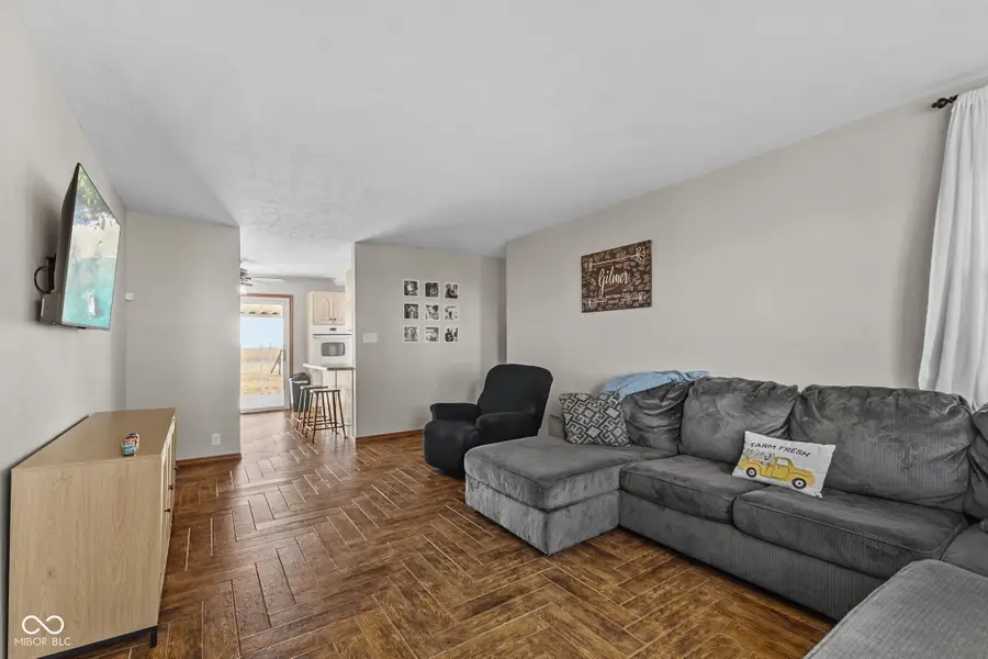 1863 S Franklin Road, Greenwood, IN 46143 - #2