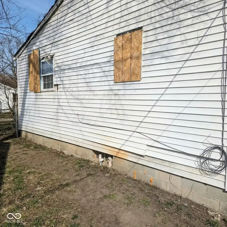 210 Maple Street, Tipton, IN 46072 - #3