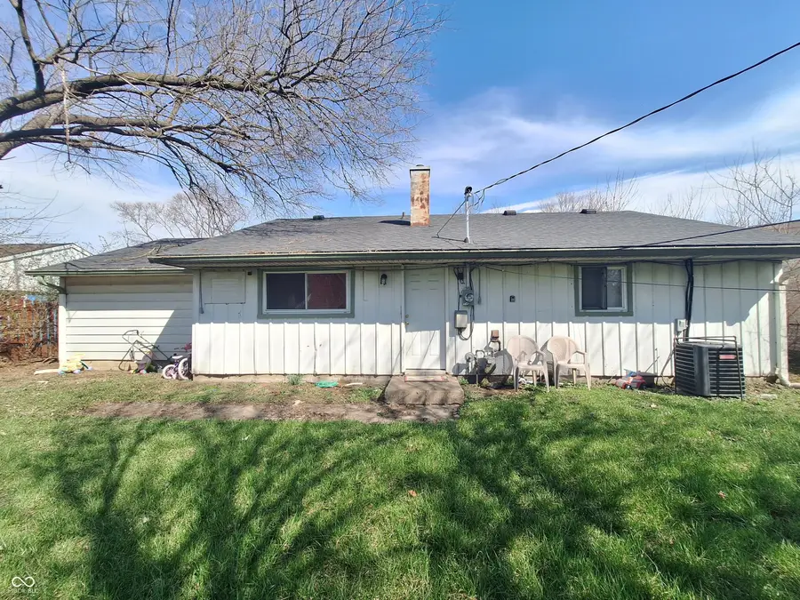 3930 Chateau Drive, Indianapolis, IN 46226 - #2