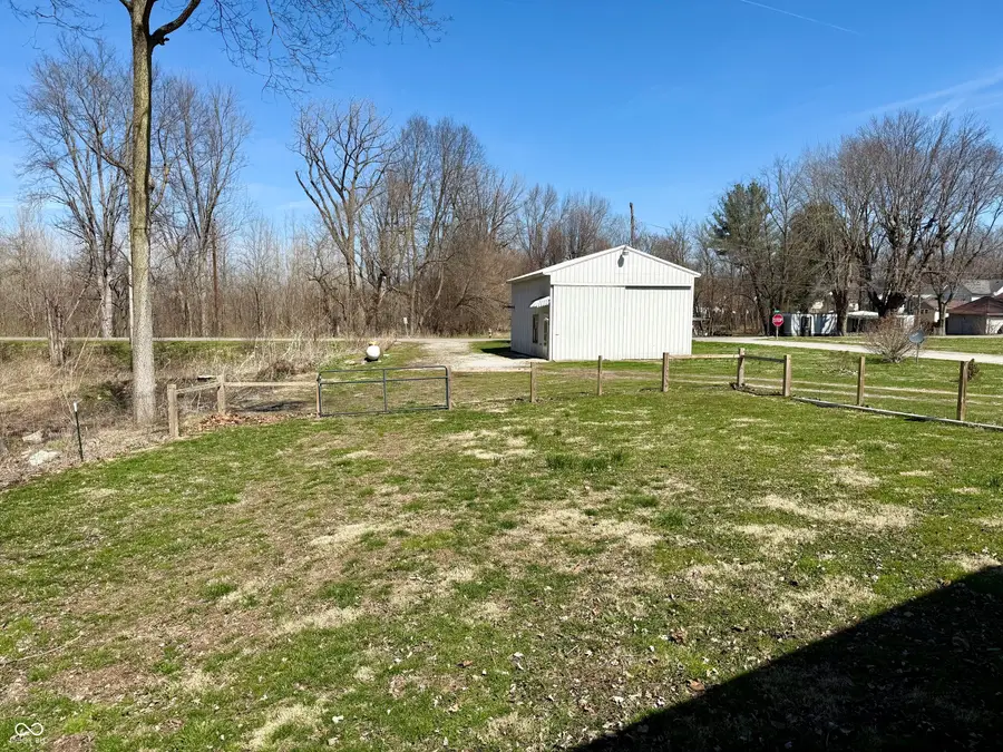 308 N Market Street, Carthage, IN 46115 - #2