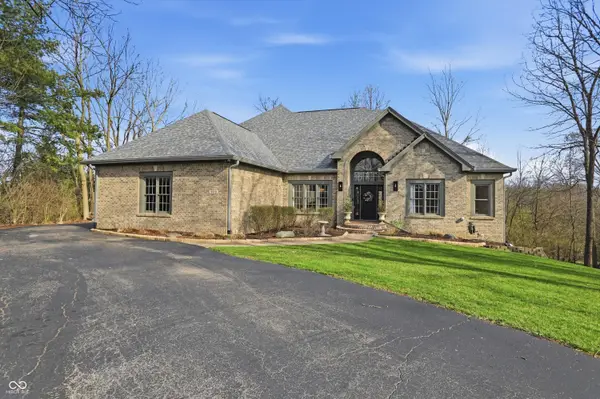 9010 Summer Estate Drive, Indianapolis, IN 46256
