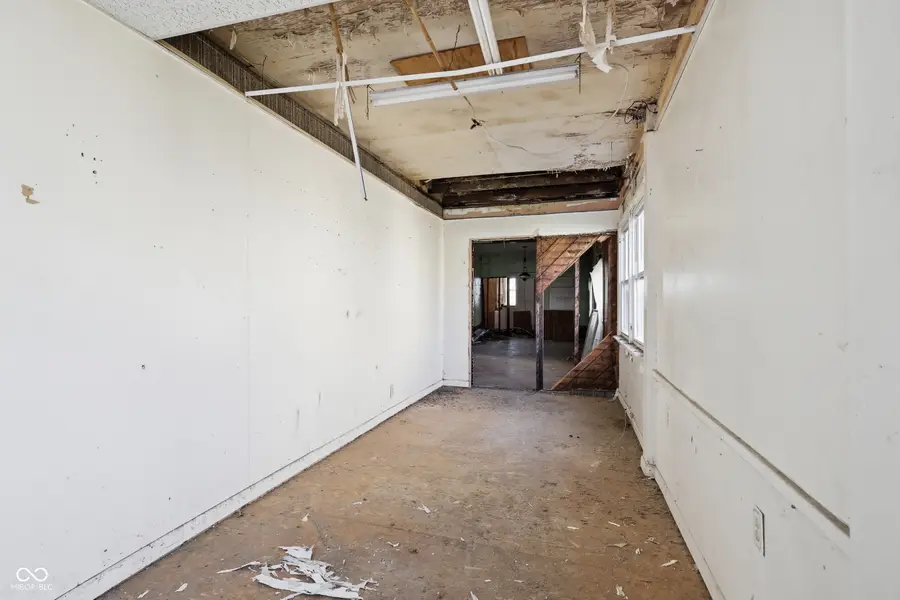 217 E Washington Street, Tipton, IN 46072 - #2