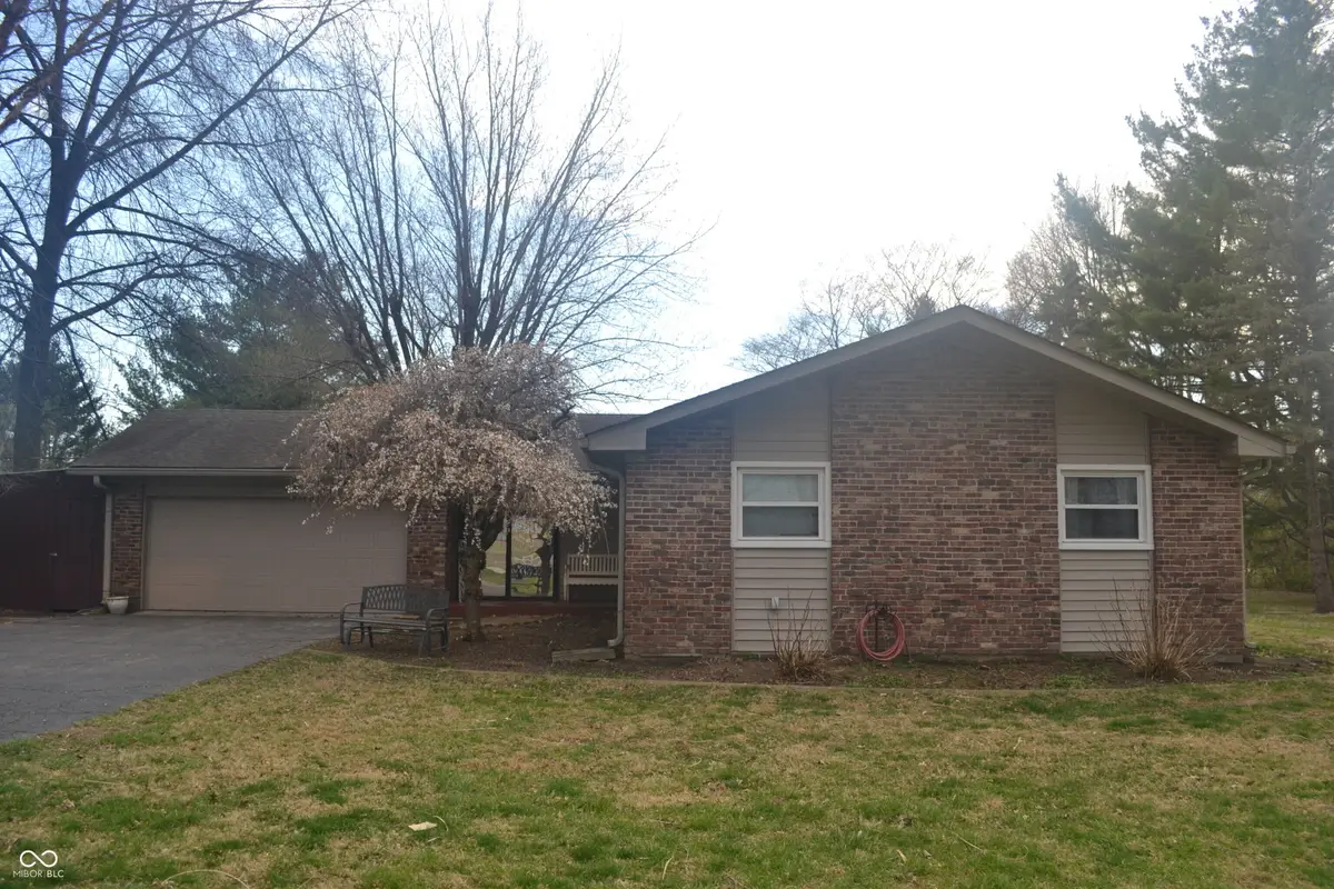 1111 W 400 N, Greenfield, IN 46140 - #1