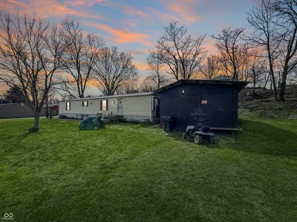 102 Hooker Street, Brooklyn, IN 46111