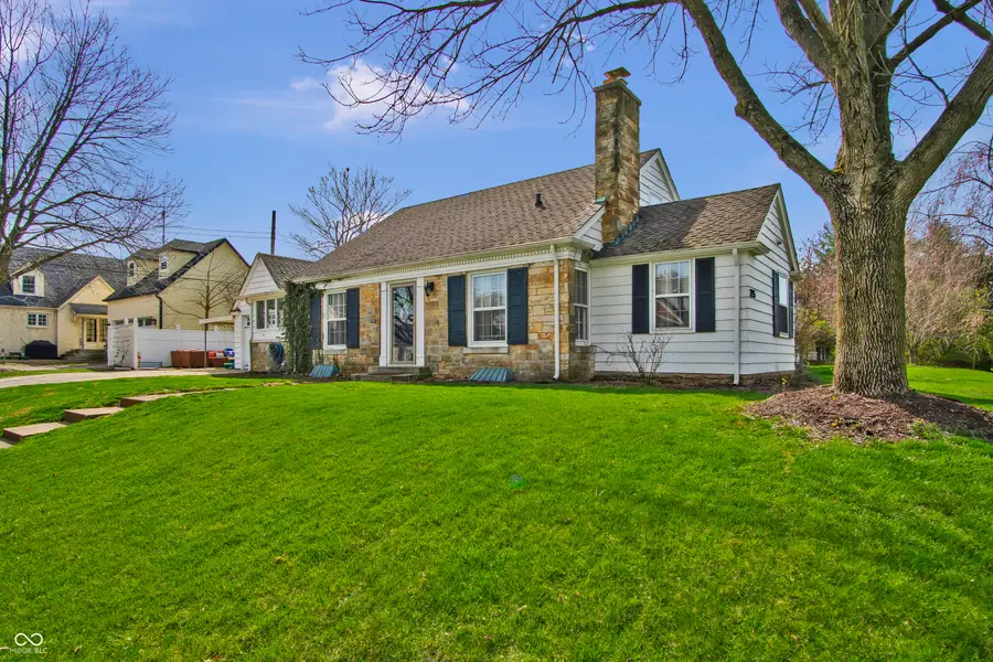 2245 Washington Street, Columbus, IN 47201 - #3