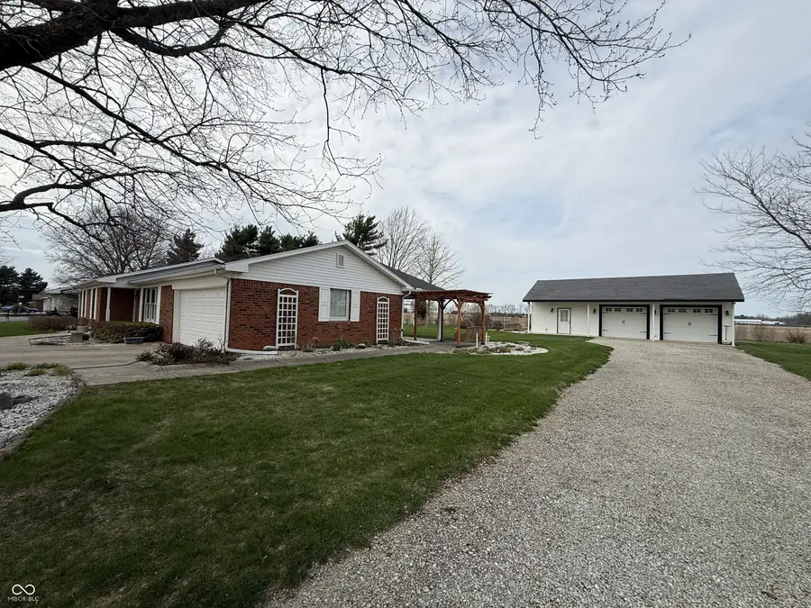 8424 E 256th Street, Arcadia, IN 46030 - #2