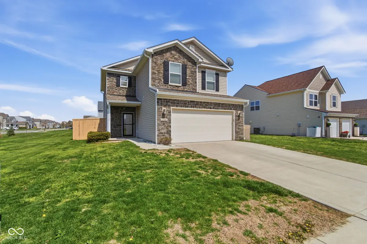 5760 White Pine Road, Whitestown, IN 46075 - #1