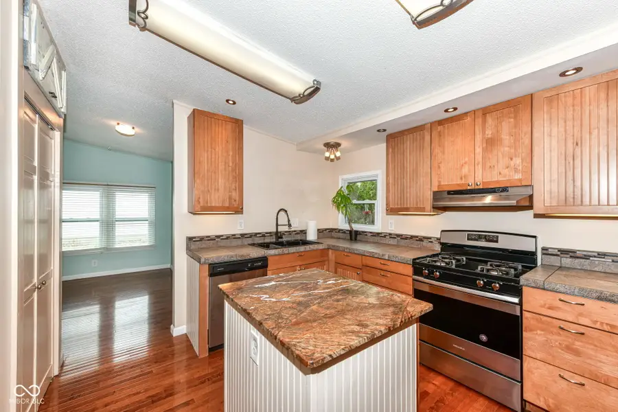 25 Myrenia Avenue, Ingalls, IN 46048 - #2