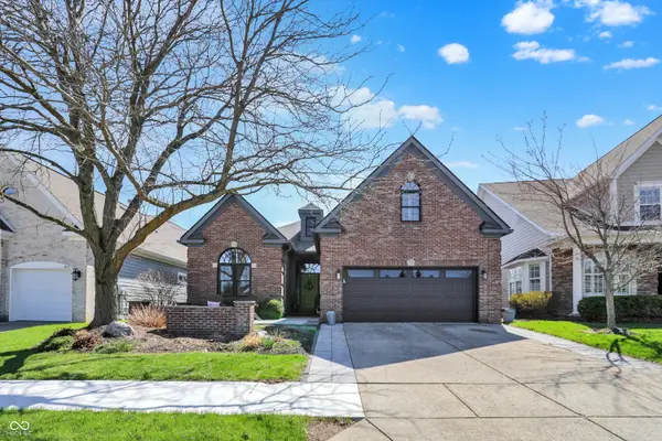 9061 Crystal Lake Drive, Indianapolis, IN 46240