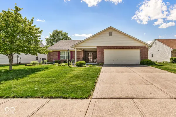 1914 Cross Willow Lane, Indianapolis, IN 46239