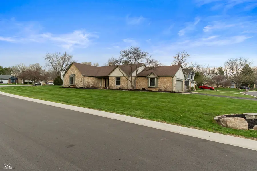 116 Wintergreen Drive, Noblesville, IN 46062 - #2