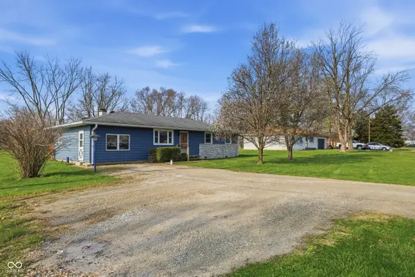5539 W Us Highway 52, New Palestine, IN 46163