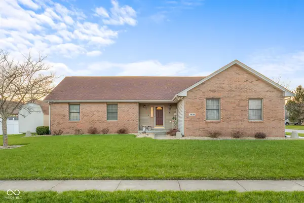 3230 Queensbury Drive, Columbus, IN 47203