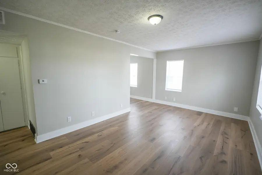 313 E 39th Street, Anderson, IN 46013 - #3