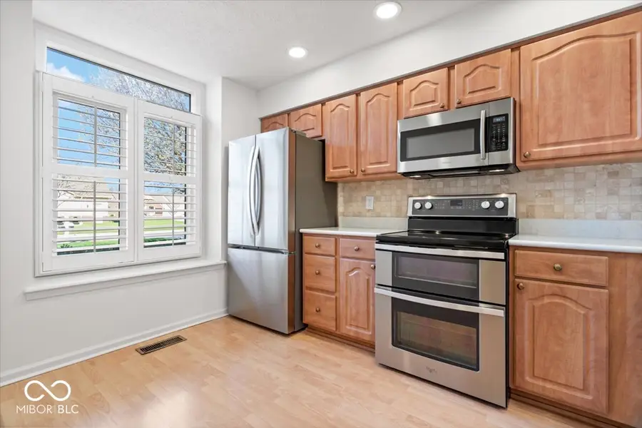 949 Peppermill Run, Greenwood, IN 46143 - #3