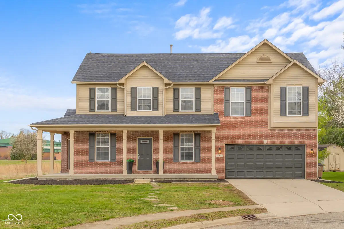 1911 St James Place, Columbus, IN 47201 - #1