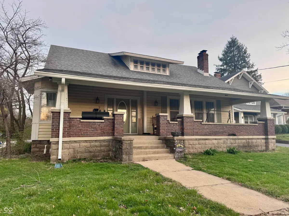 7 S Bloomington Street, Greencastle, IN 46135 - #1