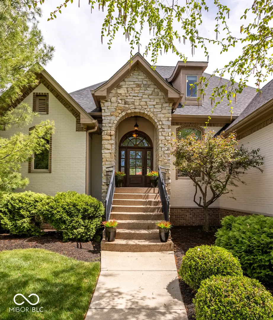13722 Diving Hawk Crossing, Fishers, IN 46055 - #1
