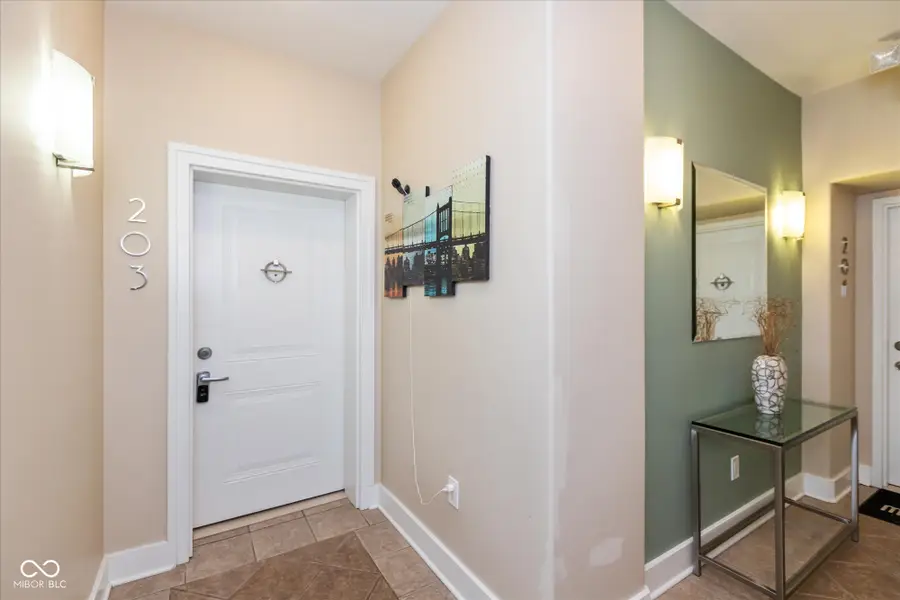 2105 N Meridian Street #203, Indianapolis, IN 46202 - #3