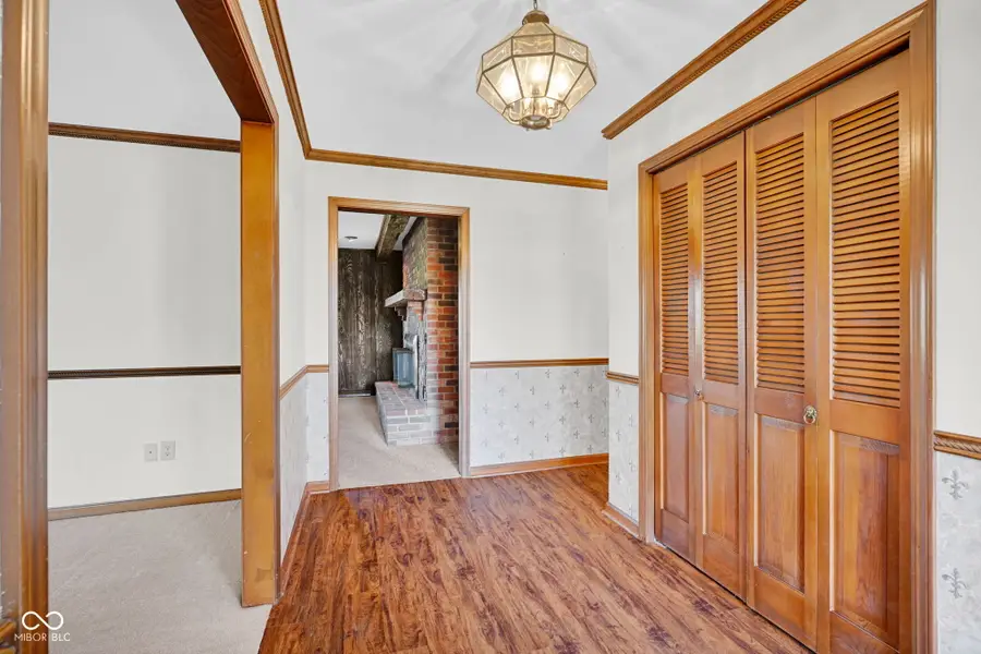 4540 Woodcrest Drive, Columbus, IN 47203 - #3