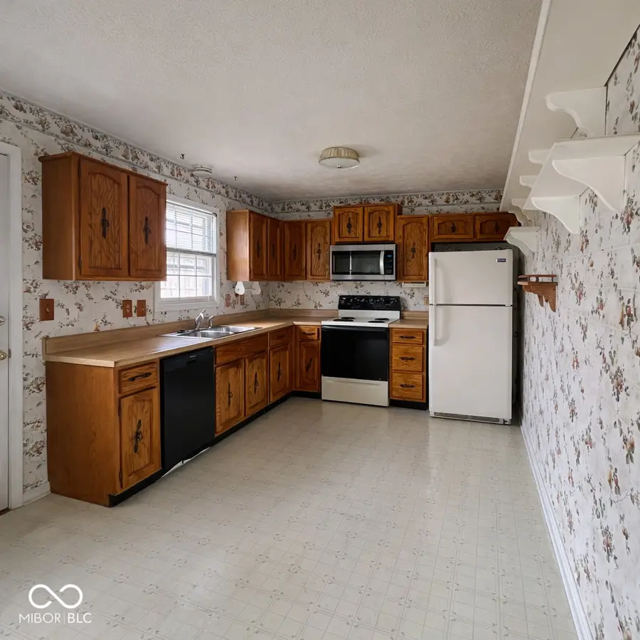 8825 Darkwood Drive, Indianapolis, IN 46234 - #3