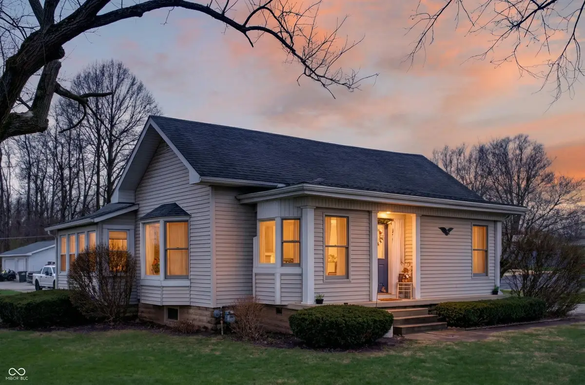 815 W Ohio Street, Rockville, IN 47872 - #1