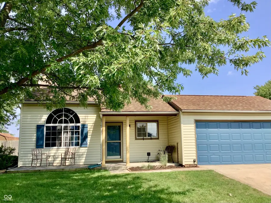 61 Meadow Creek Boulevard, Whiteland, IN 46184 - #2