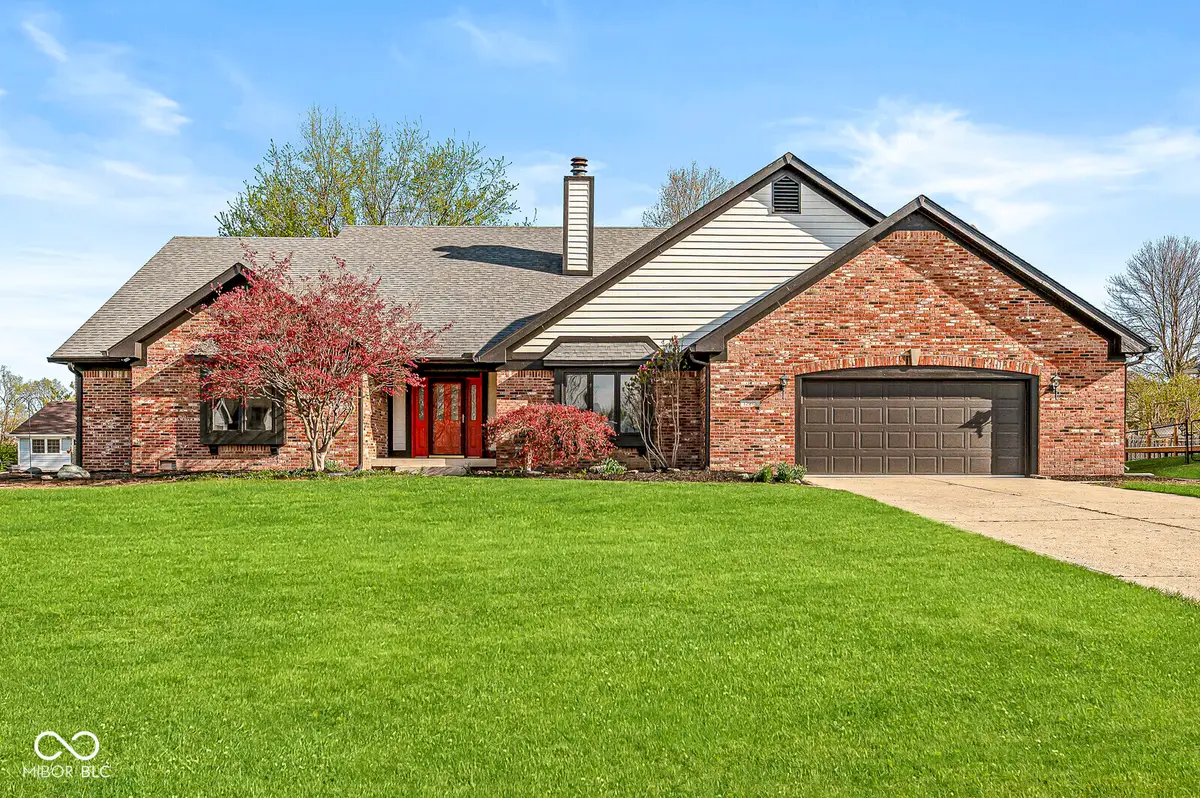 12212 Huntington Circle, Cumberland, IN 46229 - #1