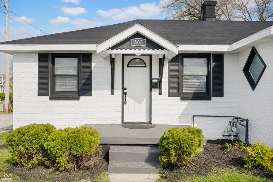 303 Hope Avenue, Columbus, IN 47201 - #3