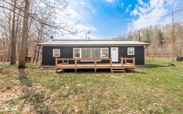 3299 W Wheeler Hollow Road, Vallonia, IN 47281