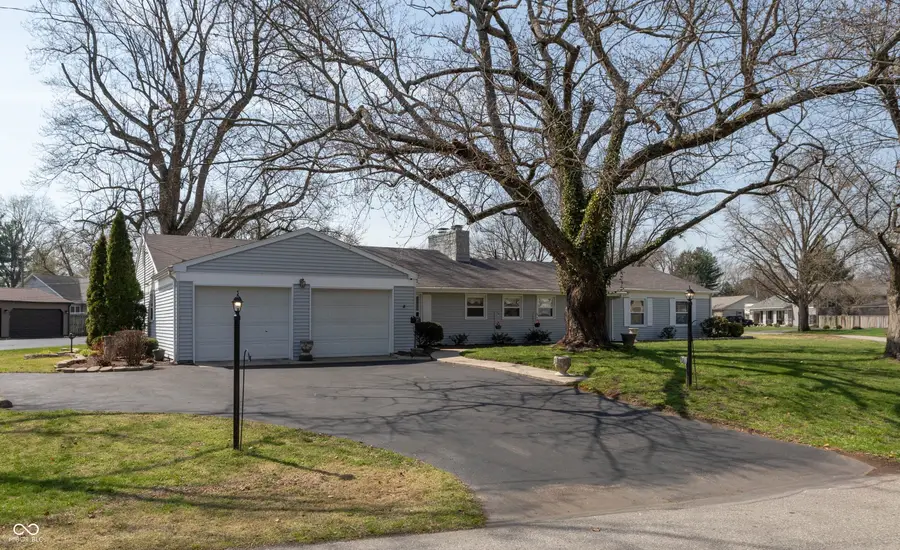 831 North Drive, Seymour, IN 47274 - #2