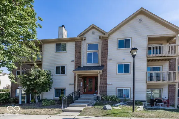 12519 Timber Creek Drive #2, Carmel, IN 46032