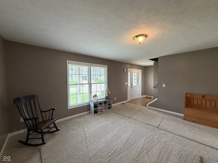 1010 Sunset Drive, Covington, IN 47932 - #2