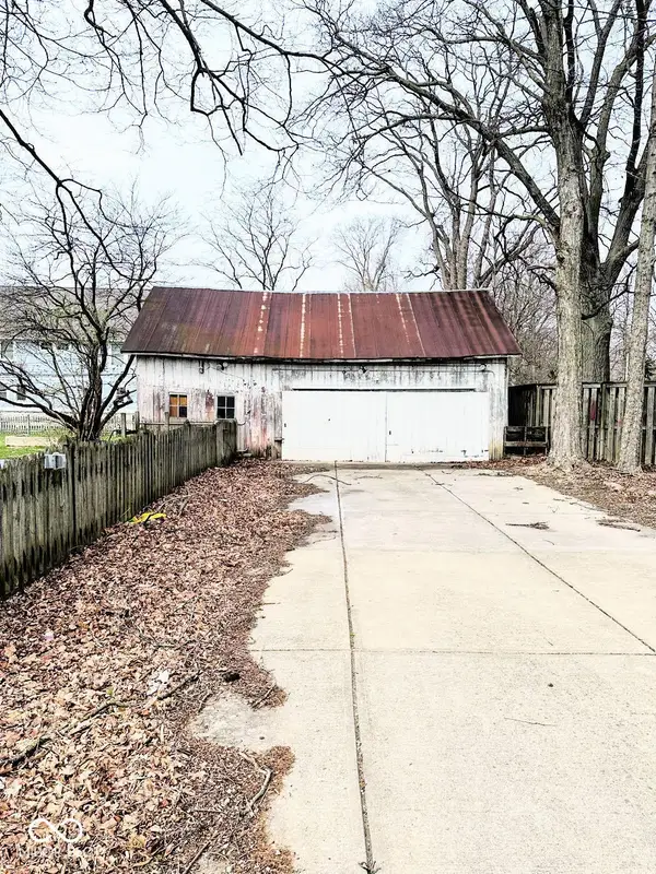 320 2nd Street Ne, Carmel, IN 46032