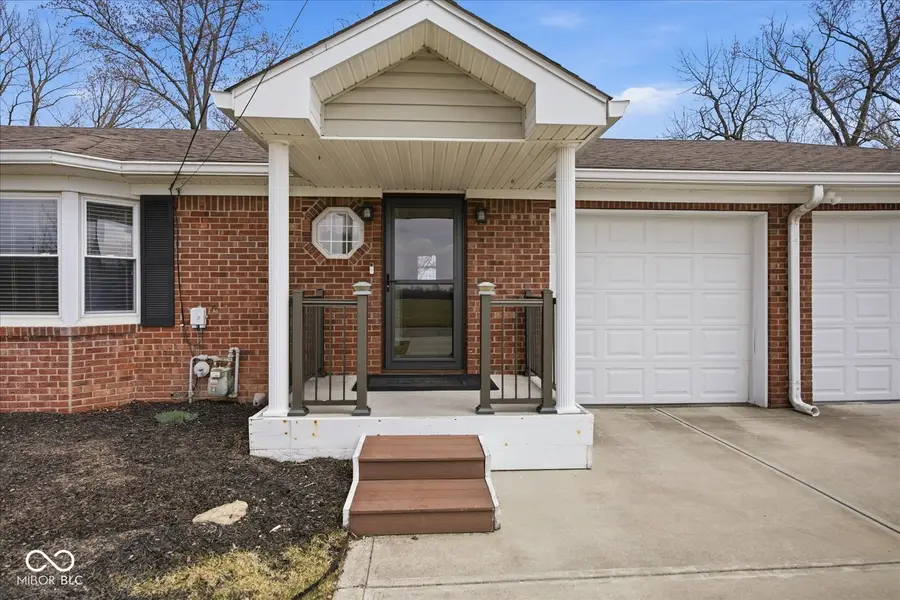 1812 S Clark Road, Shelbyville, IN 46176 - #2