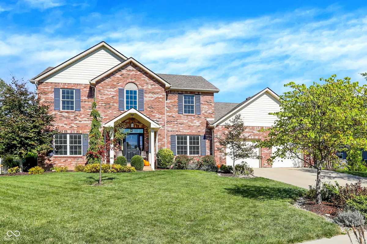 224 W Stoney Trail, Greenfield, IN 46140 - #1