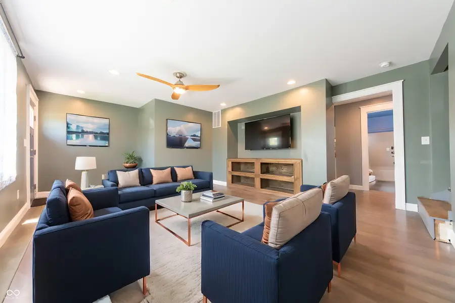 9636 E Randal Street, Columbus, IN 47203 - #2