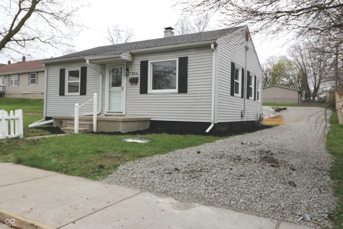 304 E Chestnut Street, Crawfordsville, IN 47933 - #1
