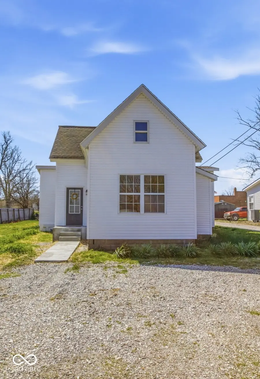 105 E Jefferson Street, Kempton, IN 46049 - #2