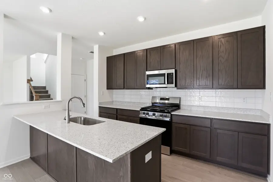 7193 Jackson Drive, Cumberland, IN 46229 - #2