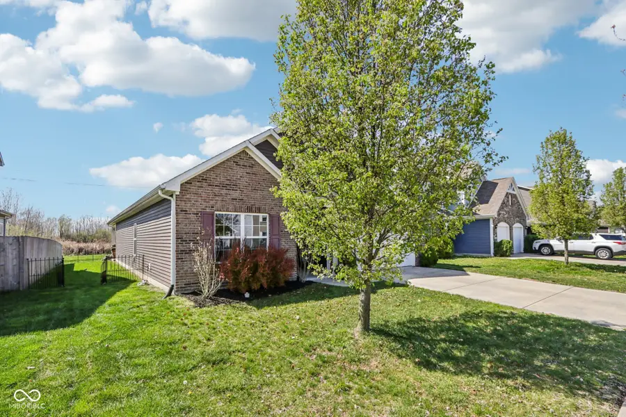 2418 Bridlewood Drive, Franklin, IN 46131 - #3