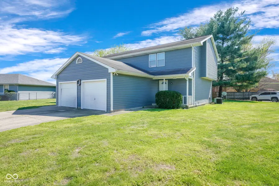 604 - 606 Hillcrest Circle, Seymour, IN 47274 - #3