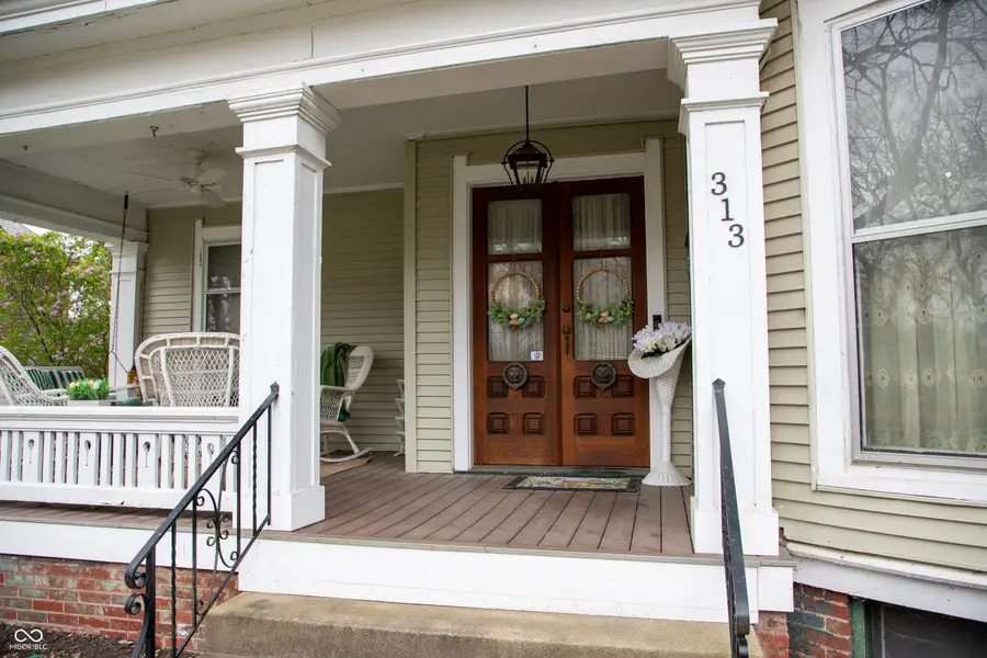 313 E Wabash Avenue, Crawfordsville, IN 47933 - #3