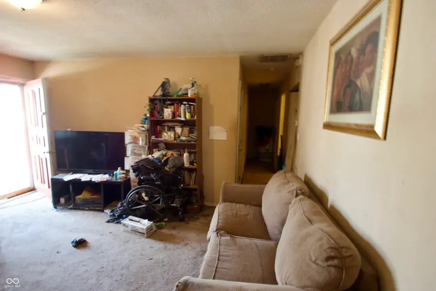 10230 Meadowlark Drive, Indianapolis, IN 46235 - #3