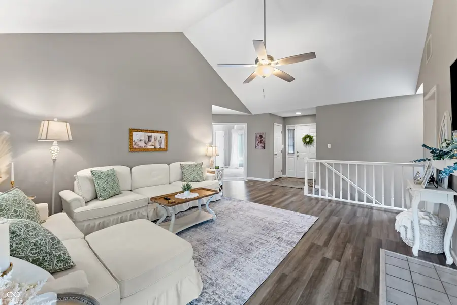 3371 Briar Ridge Way, Columbus, IN 47203 - #3