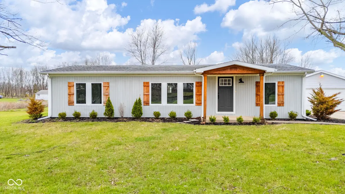 1076 E County Road 650 N, New Castle, IN 47362 - #1