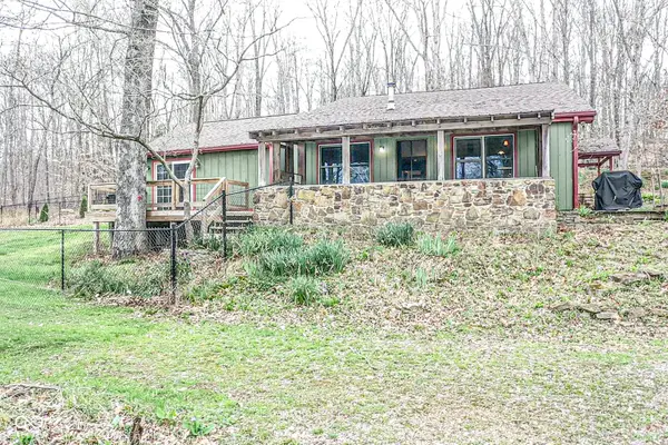 7230 W Bellsville Pike, Nashville, IN 47448