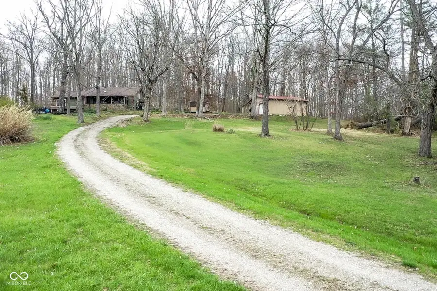 7230 W Bellsville Pike, Nashville, IN 47448 - #3