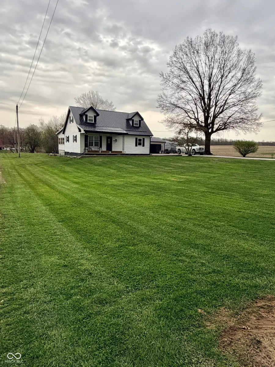 8989 S County Road 825 W, Reelsville, IN 46171 - #2