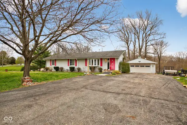 209 W Lakeview Drive, Nineveh, IN 46164